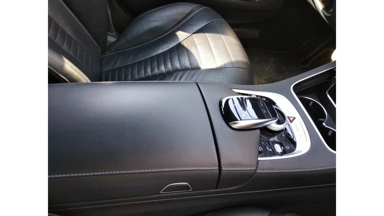 Mercedes-Benz S-Клас 2017 - 12