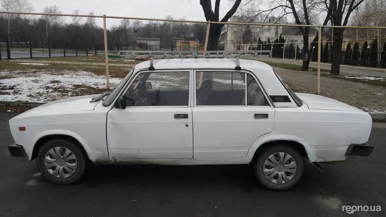 Lada (ВАЗ) 2105 1982 - 12