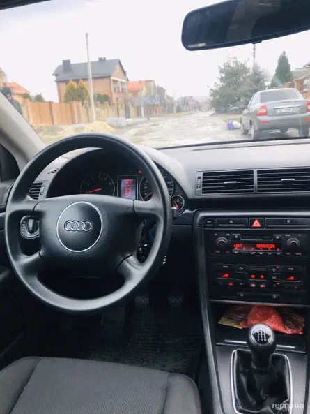 Audi A4 2001 - 8