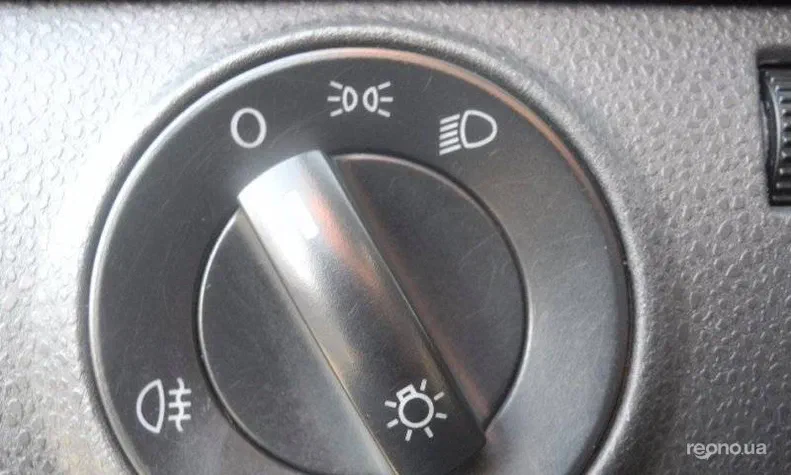 Volkswagen Polo 2008 - 4