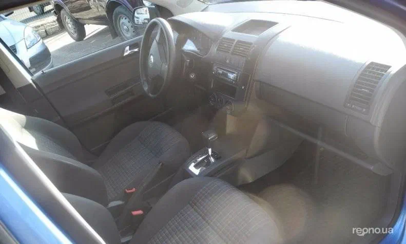 Volkswagen Polo 2008 - 18