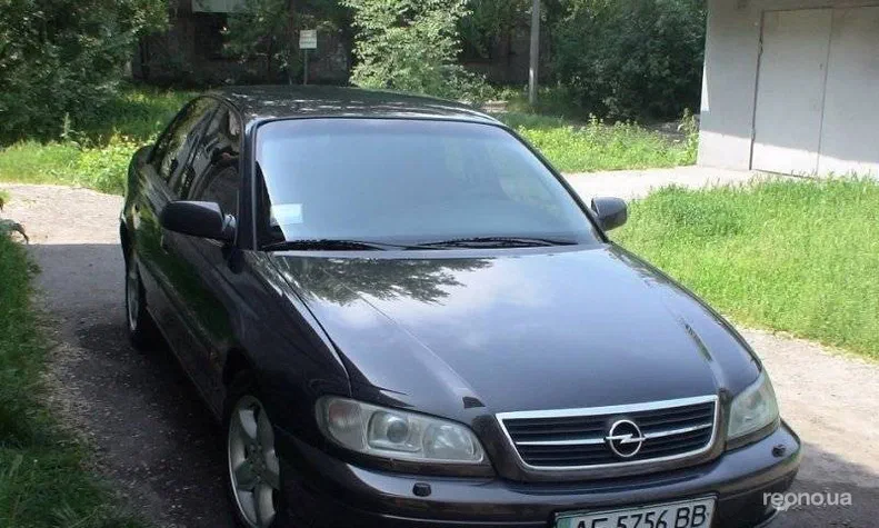 Opel Omega 2000 - 0