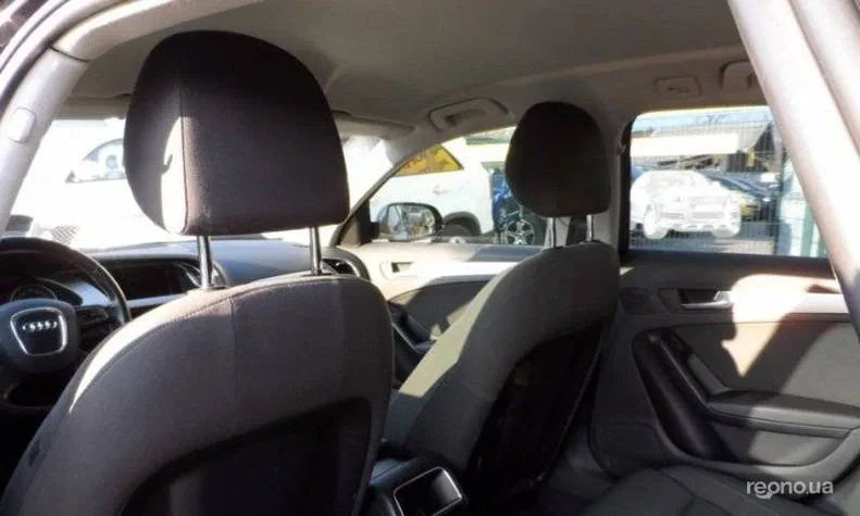 Audi A4 2009 - 13