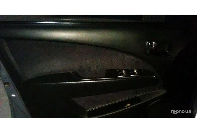 Mitsubishi Outlander 2006 - 9