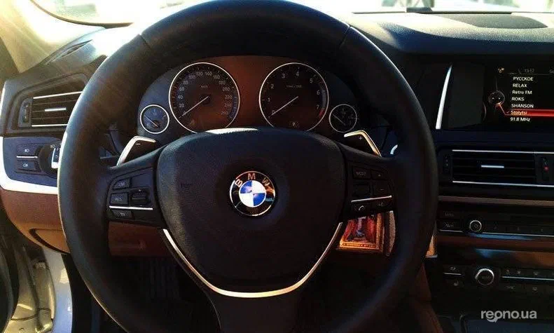 BMW 5 серія 2015 - 12