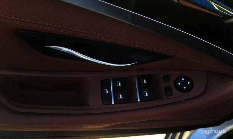 BMW 5 серія 2015 - 17