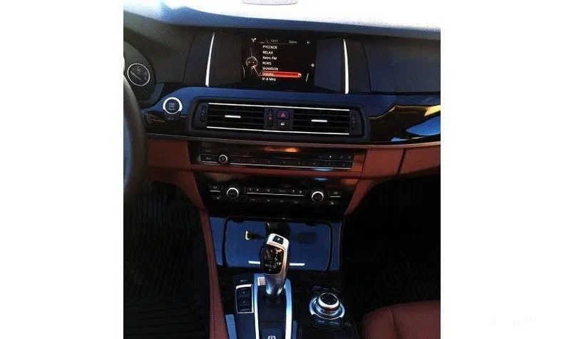 BMW 5 серія 2015 - 11