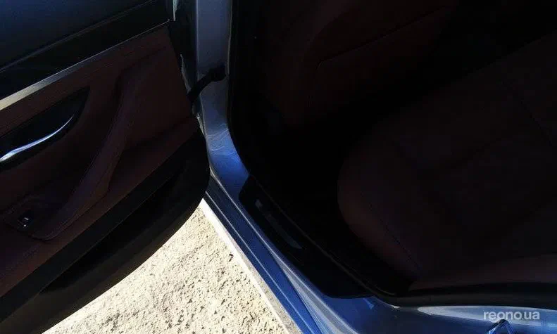 BMW 5 серія 2015 - 8