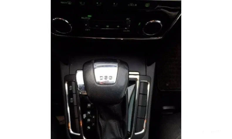 Skoda Superb 2010 - 11