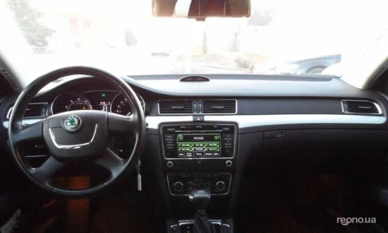 Skoda Superb 2010 - 2