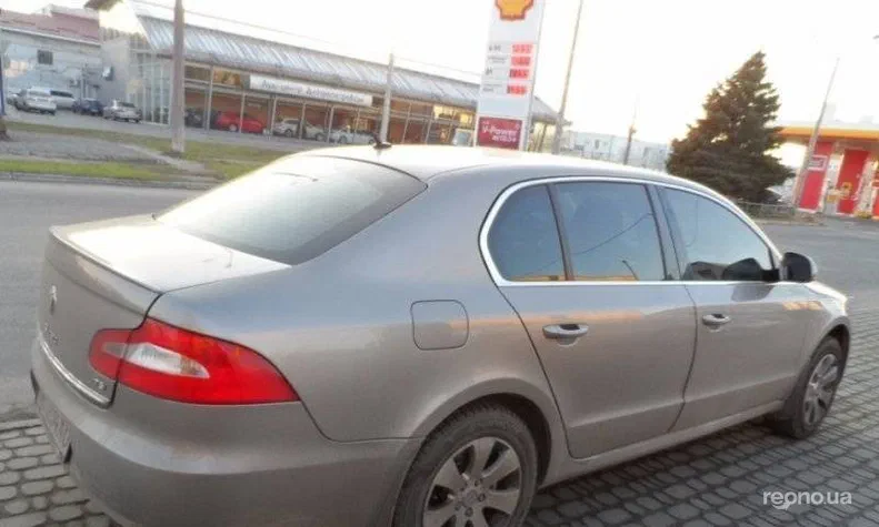 Skoda Superb 2010 - 22