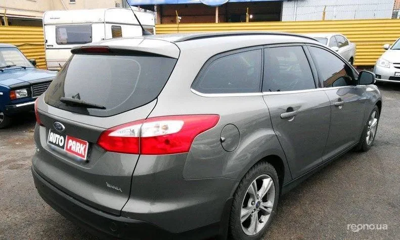 Ford Focus 2013 - 25