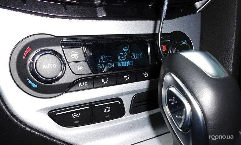 Ford Focus 2013 - 10