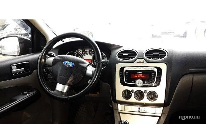 Ford Focus 2010 - 0