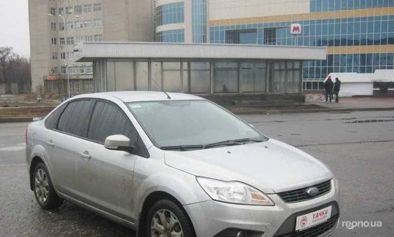 Ford Focus 2010 - 1