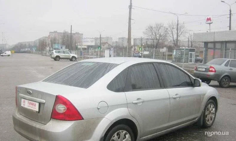 Ford Focus 2010 - 6