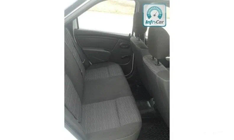 Renault Logan 2012 - 11