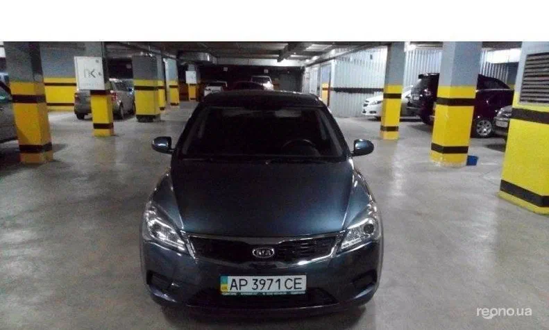Kia Ceed 2012 - 1