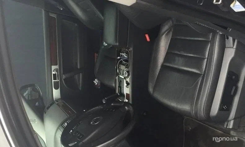 Volkswagen Touareg 2008 - 4