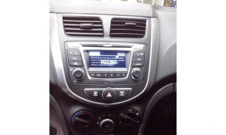 Hyundai Accent 2015 - 6