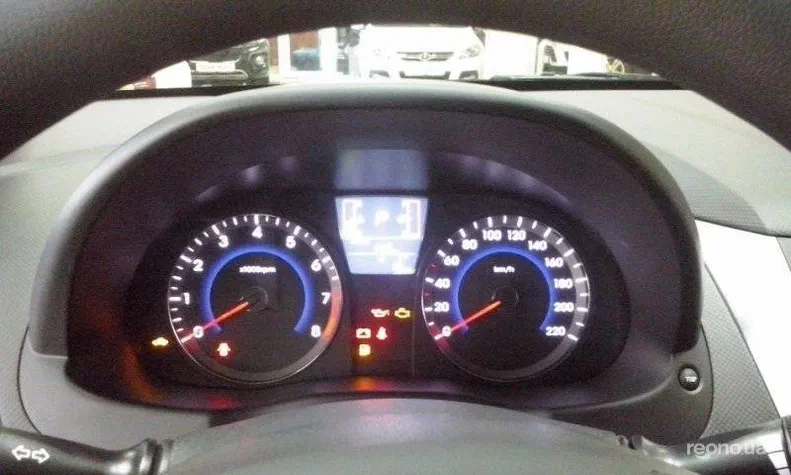 Hyundai Accent 2015 - 7