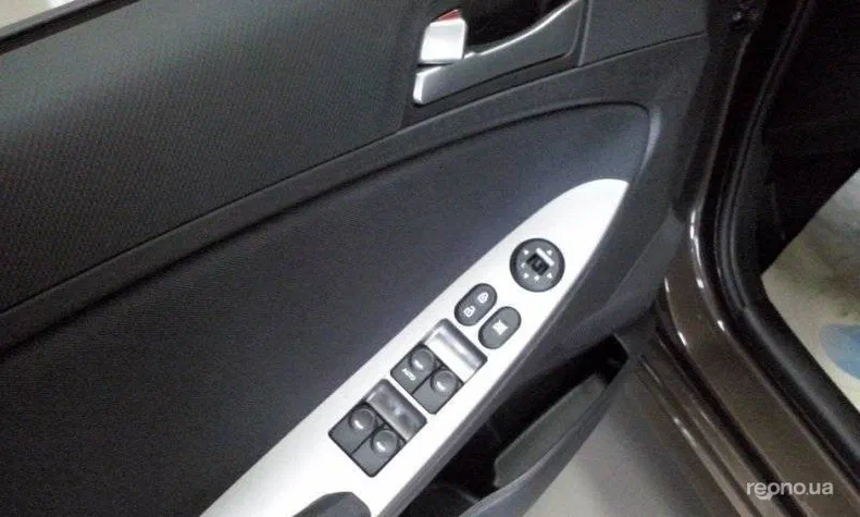 Hyundai Accent 2015 - 0