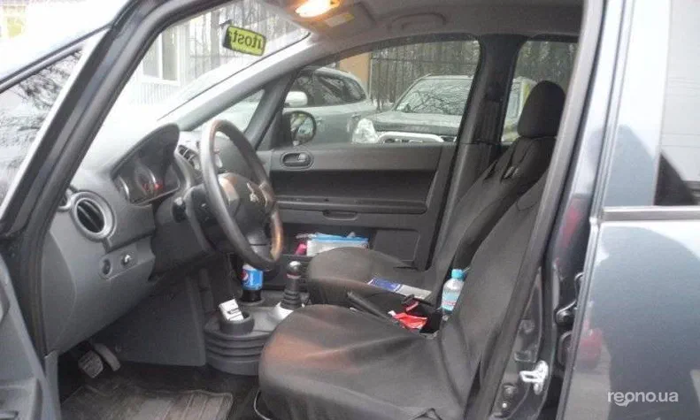 Mitsubishi Colt 2009 - 6