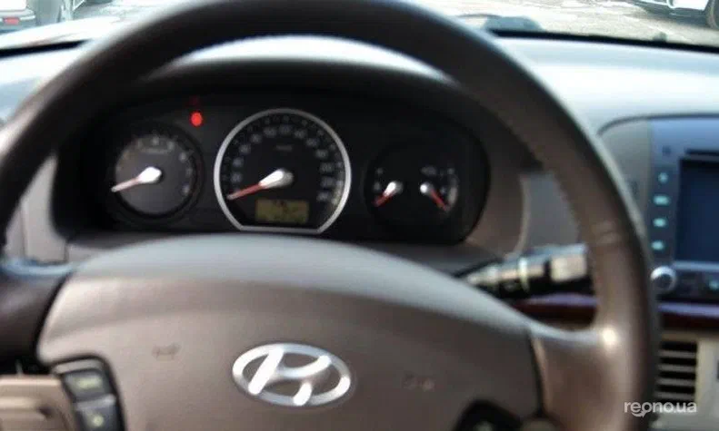 Hyundai Sonata 2007 - 10