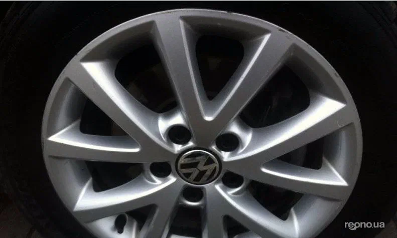 Volkswagen Jetta 2012 - 5
