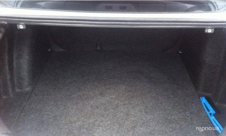Volkswagen Jetta 2012 - 3