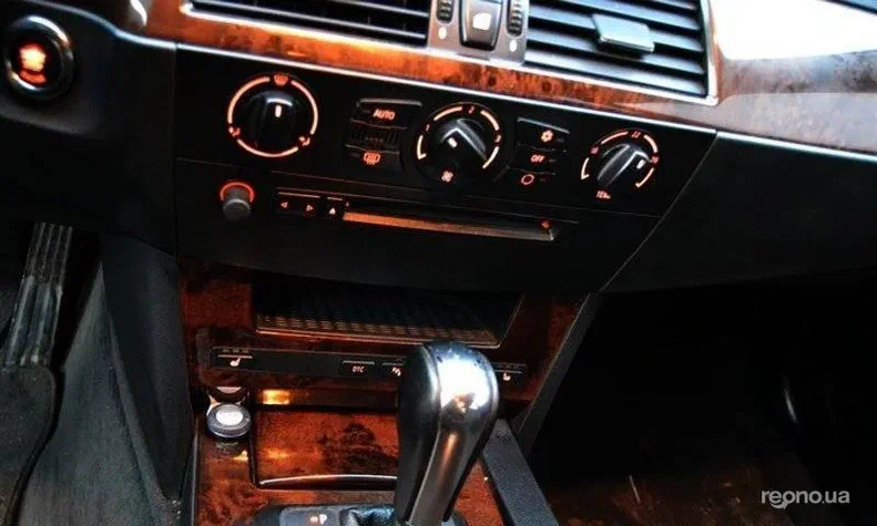 BMW 5 серія 2007 - 14