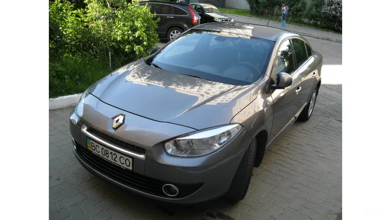 Renault Fluence 2011