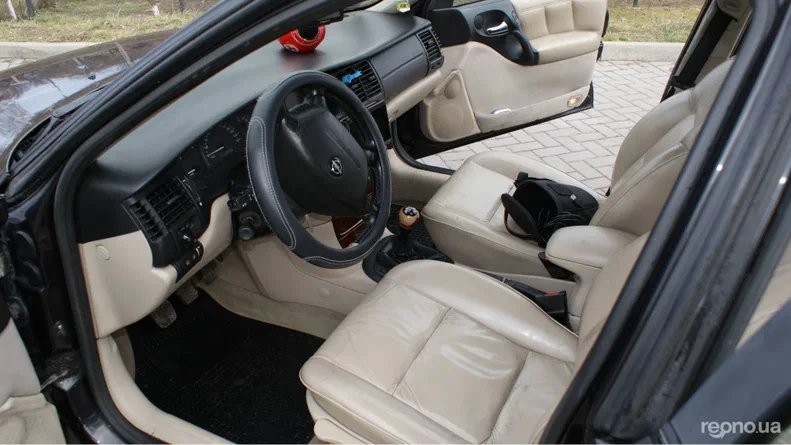Opel Vectra 2000 - 5
