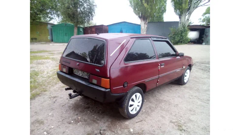 ЗАЗ 1102 «Таврия» 2003