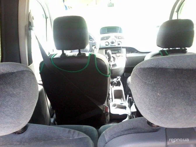 Renault Kangoo 2010 - 8