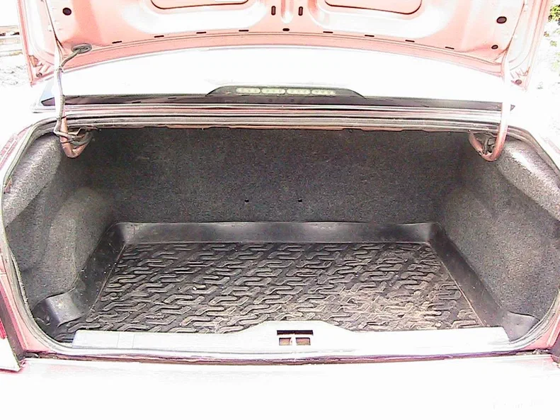 Iran Khodro Samand 2008