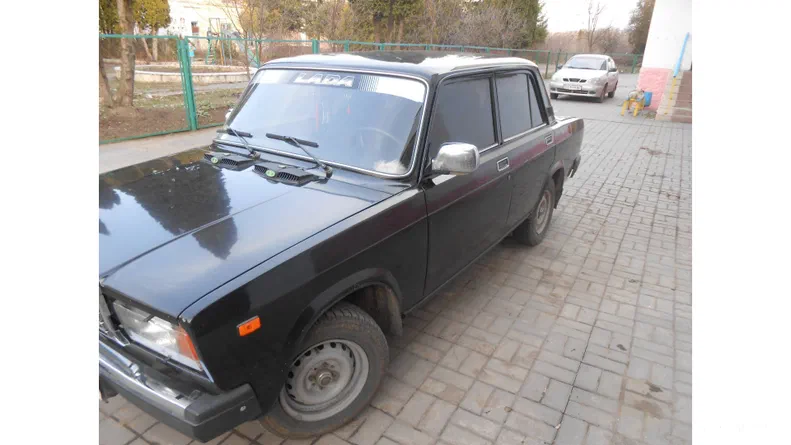 Lada (ВАЗ) 2107 2007