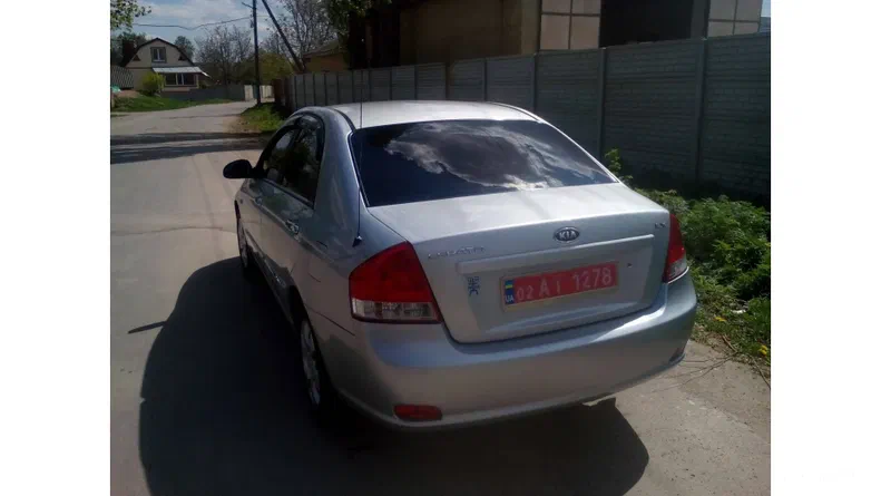 Kia Cerato 2008 - 11