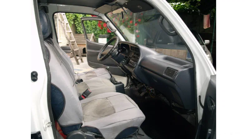 Toyota HiAce 1991 - 14
