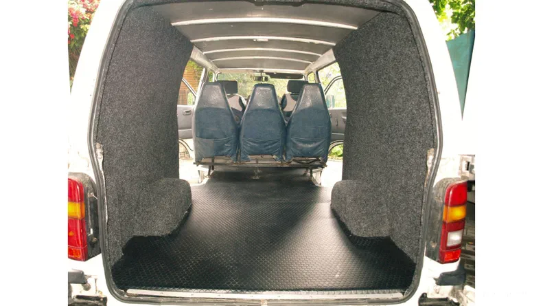 Toyota HiAce 1991 - 13