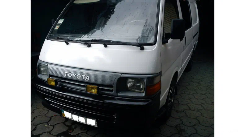 Toyota HiAce 1991 - 6