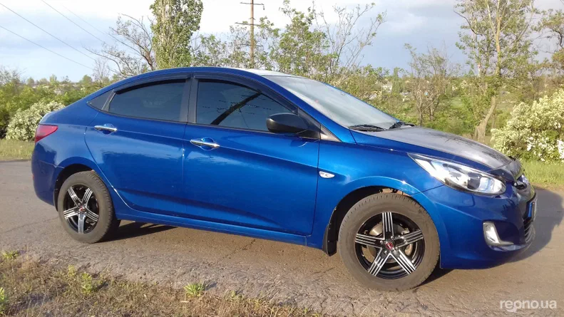 Hyundai Accent 2012 - 17