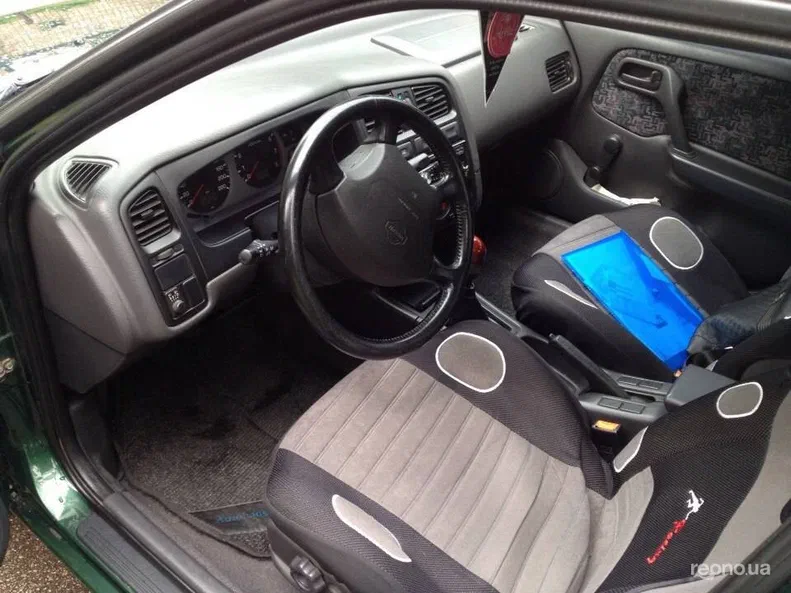 Nissan Primera 1997