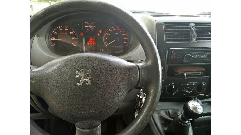 Peugeot Expert 2011 - 5