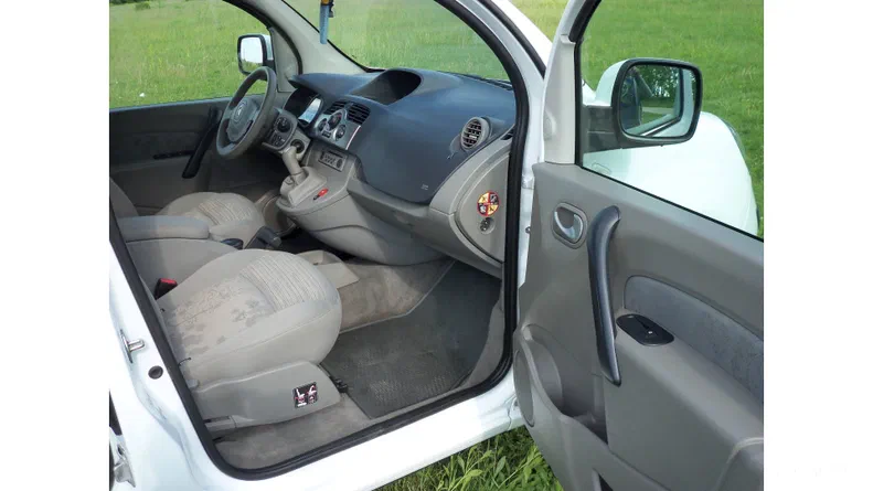 Renault Kangoo 2010 - 13
