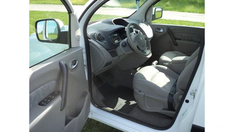 Renault Kangoo 2010 - 8