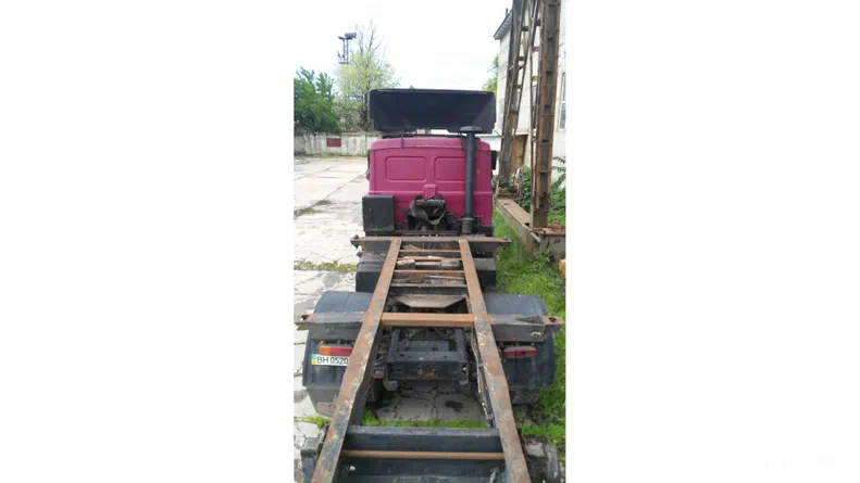 МАЗ 54323 1992 - 10