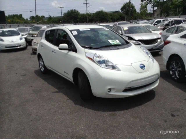 Nissan Leaf 2013