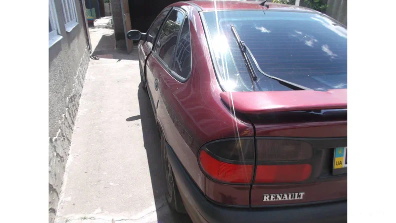 Renault Laguna 1995 - 6