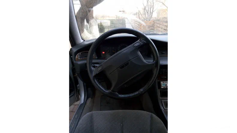 Mitsubishi Sigma 1994 - 5